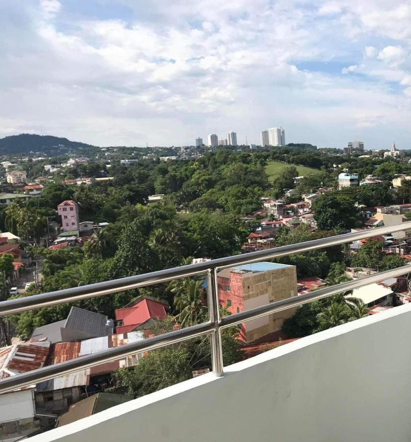 Obaid Condotels Cebu Exteriör bild