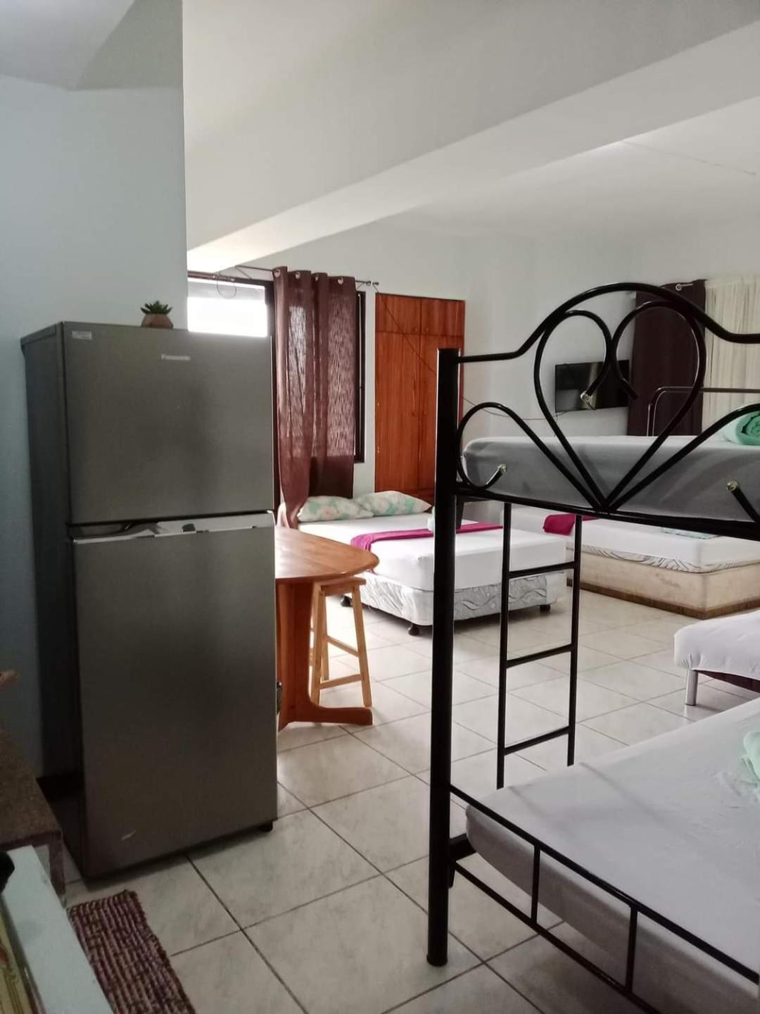Obaid Condotels Cebu Exteriör bild