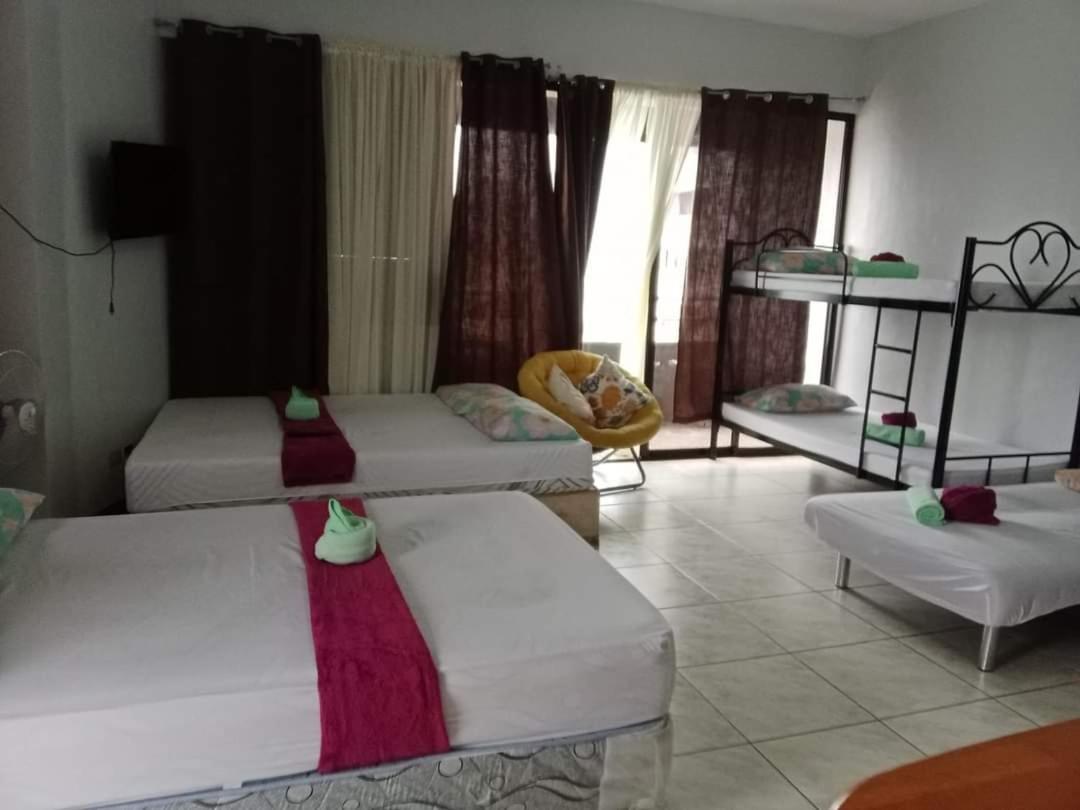 Obaid Condotels Cebu Exteriör bild